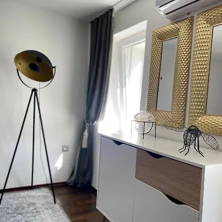 Providenca Apartment Split