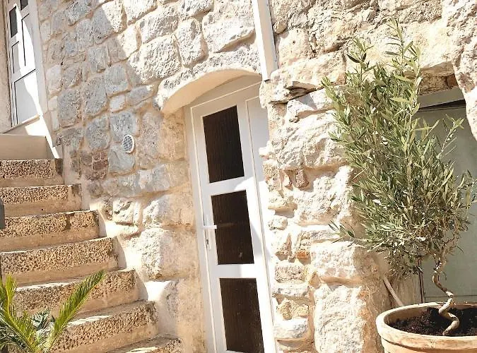 普罗维登斯公寓